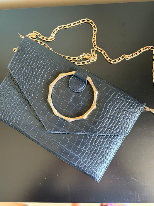 Black ring pouch