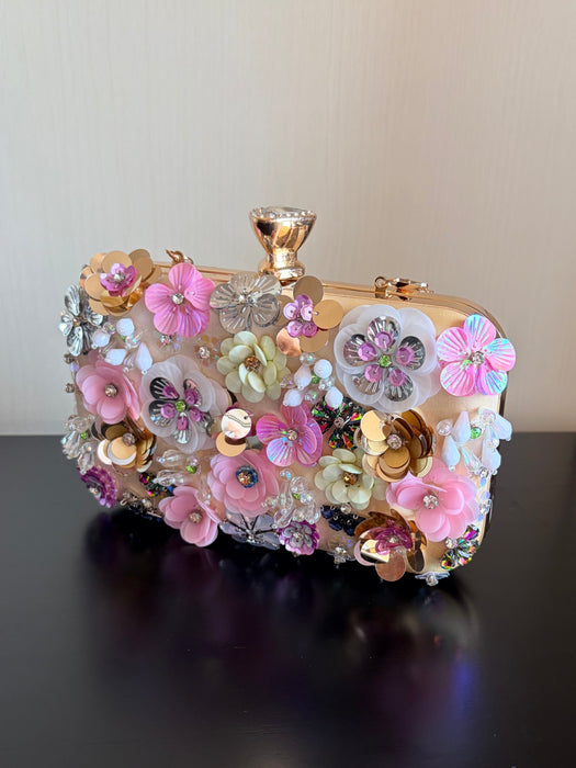 Flowers pouch
