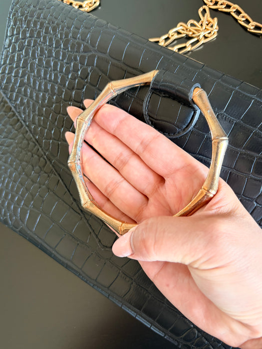 Black ring pouch