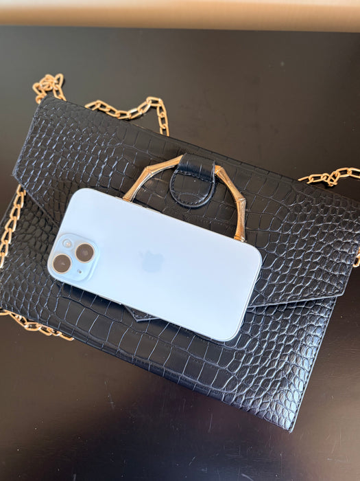 Black ring pouch